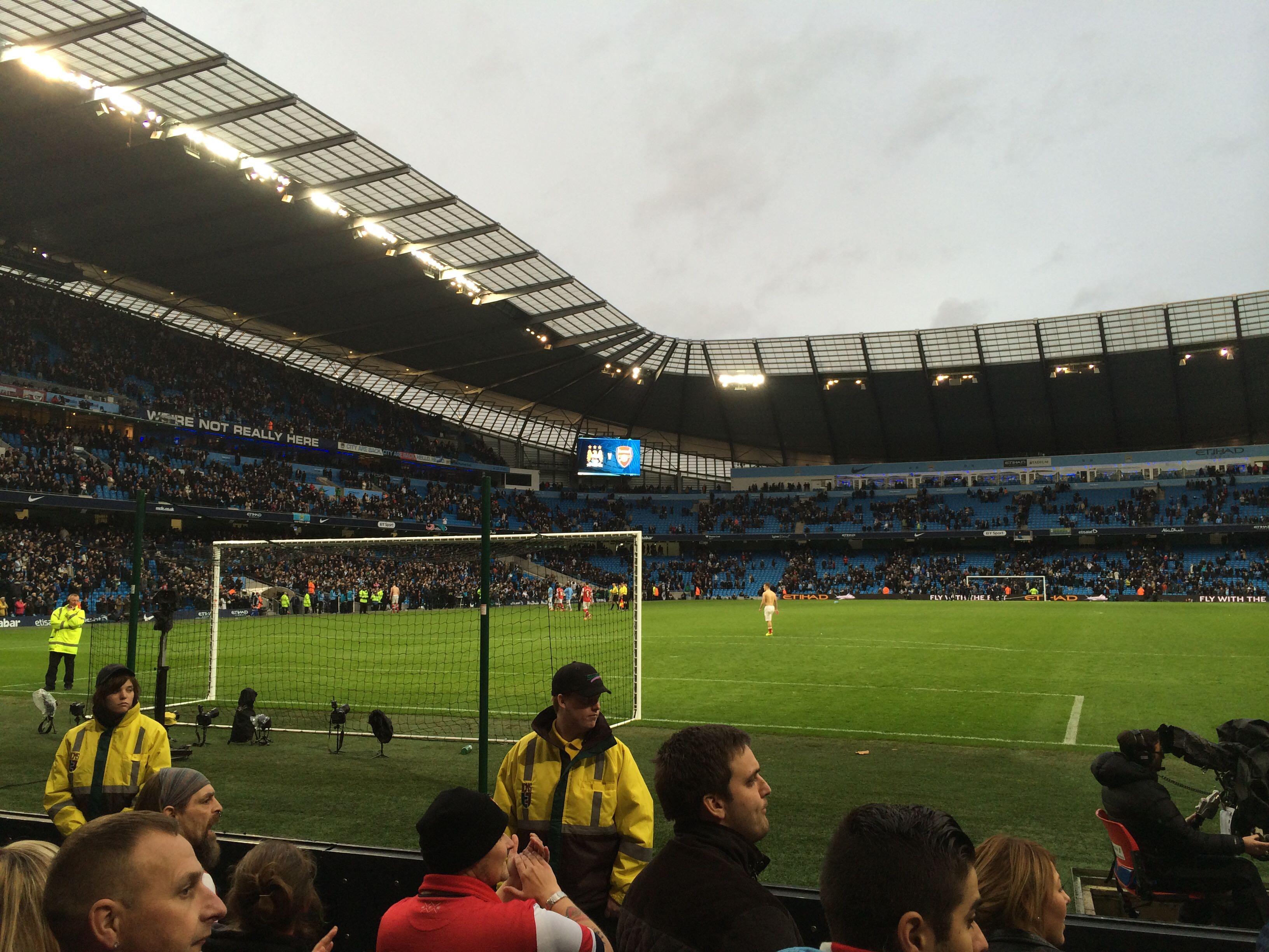 进攻使他们 进攻使他们